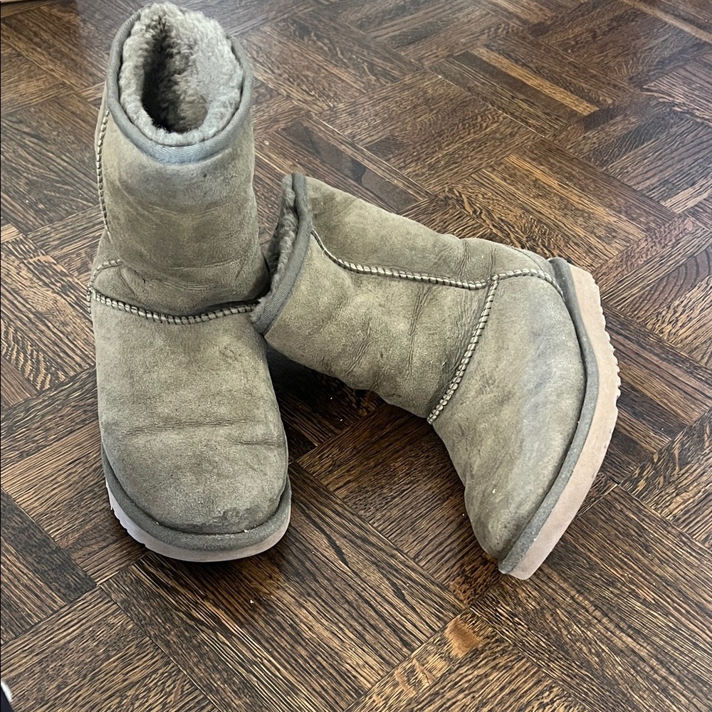 UGG green Shearling Winter Boots
